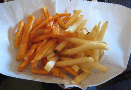 FiveStar06 Mixed cart of fries
